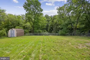 2310 S Cuthbert Dr, Lindenwold, NJ 08021 - Photo 25