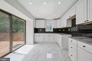 2310 S Cuthbert Dr, Lindenwold, NJ 08021 - Photo 15