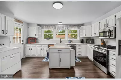 313 Morris Street, Gloucester City, NJ 08030 - Photo 13