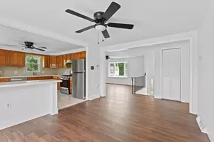131 Sturbridge Dr, Sicklerville, NJ 08081 - Photo 9