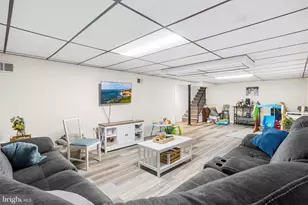 100 Bowling Green Dr, Voorhees, NJ 08043 - Photo 17