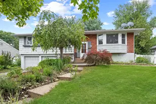 15 Jade Ln, Cherry Hill, NJ 08002 - Photo 1