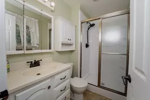28 Cherry Cir, Gloucester Township, NJ 08012 - Photo 17