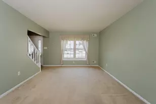 28 Cherry Cir, Gloucester Township, NJ 08012 - Photo 3