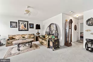 160 Elmtowne Blvd, Hammonton, NJ 08037 - Photo 5
