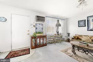 160 Elmtowne Blvd, Hammonton, NJ 08037 - Photo 3