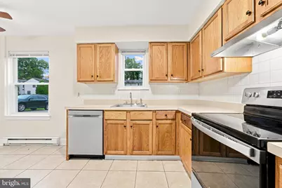 155 Hampshire Road, Sicklerville, NJ 08081 - Photo 5