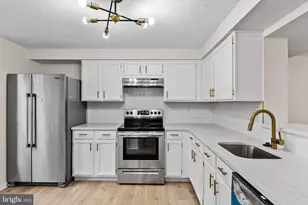 127 Villa Knoll Ct, Sicklerville, NJ 08081 - Photo 5
