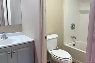17 Parkhill Ln, Sicklerville, NJ 08081 - Photo 17