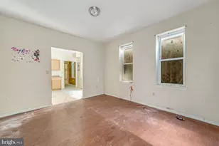 439 Winslow St, Camden, NJ 08104 - Photo 11