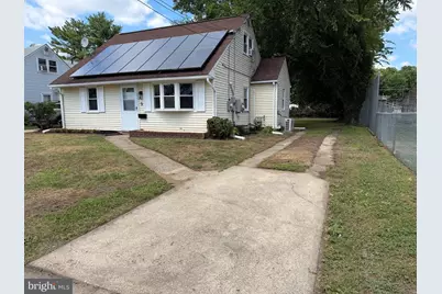 9 E Williams Avenue, Barrington, NJ 08007 - Photo 1