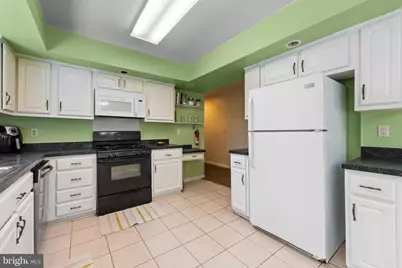 4 Steven Drive, Voorhees, NJ 08043 - Photo 11
