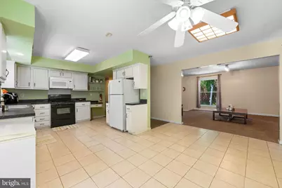 4 Steven Drive, Voorhees, NJ 08043 - Photo 9