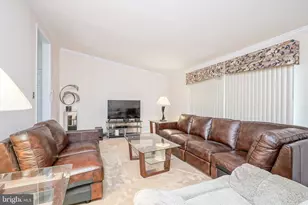 139 Sturbridge Dr, Sicklerville, NJ 08081 - Photo 5