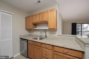 504 Britton Pl, Voorhees, NJ 08043 - Photo 7