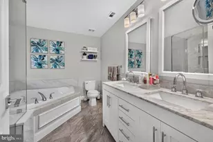 8 Zion Dr, Berlin Boro, NJ 08009 - Photo 15