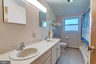 2 Bellows Ln, Cherry Hill, NJ 08002 - Photo 21