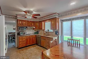 2 Bellows Ln, Cherry Hill, NJ 08002 - Photo 9