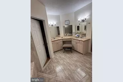 6044 Main Street, Voorhees, NJ 08043 - Photo 9