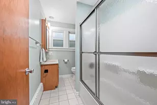 21 E Walnut Ave, Haddon Township, NJ 08108 - Photo 23