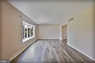 41 Deborah Pl, Gloucester Township, NJ 08012 - Photo 9