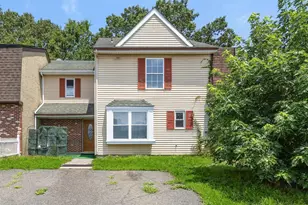 31 Presidential Dr, Sicklerville, NJ 08081 - Photo 1