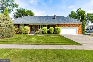 61 E Kraft Ave, Haddon Township, NJ 08107 - Photo 1