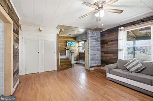 127 E Church St, Gloucester Township, NJ 08012 - Photo 7