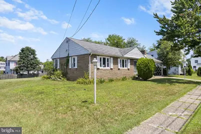 319 W Monroe Avenue, Magnolia, NJ 08049 - Photo 3