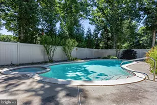 12 Morris Dr, Sicklerville, NJ 08081 - Photo 9