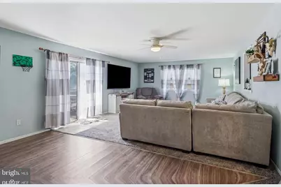 124 Dobbs Avenue, Bellmawr, NJ 08031 - Photo 9