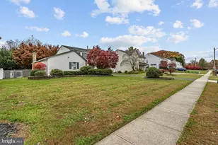 10 Orlando Dr, Sicklerville, NJ 08081 - Photo 3