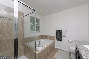 28 Regency Ct, Cherry Hill, NJ 08002 - Photo 15