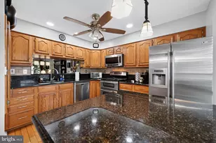 81 Pebble Ln, Gloucester Township, NJ 08012 - Photo 5