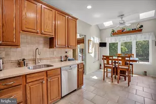 1402 Champlain Dr, Voorhees, NJ 08043 - Photo 7