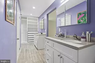 17 Briarwood Dr, Voorhees, NJ 08043 - Photo 29