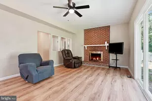 17 Briarwood Dr, Voorhees, NJ 08043 - Photo 7