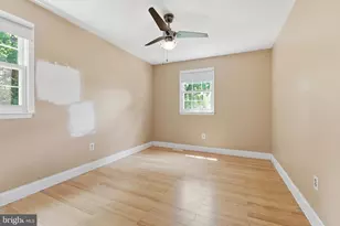 17 Briarwood Dr, Voorhees, NJ 08043 - Photo 21