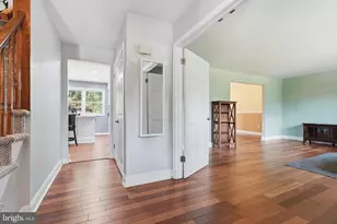 17 Briarwood Dr, Voorhees, NJ 08043 - Photo 5