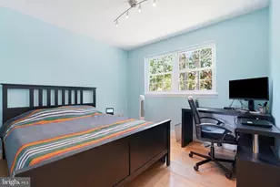 17 Briarwood Dr, Voorhees, NJ 08043 - Photo 25