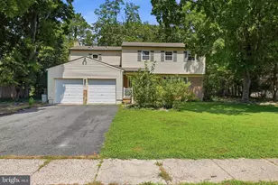 17 Briarwood Dr, Voorhees, NJ 08043 - Photo 3