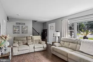 86 Deer Park Cir, Gloucester Township, NJ 08012 - Photo 9