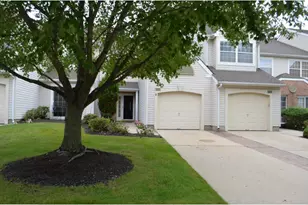 302 Doral Dr, Gloucester Township, NJ 08012 - Photo 3
