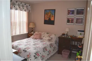 302 Doral Dr, Gloucester Township, NJ 08012 - Photo 15