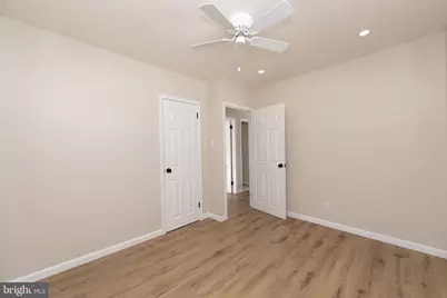 60 N Oakland Avenue, Runnemede, NJ 08078 - Photo 9