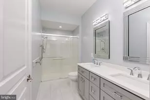 5 Commerce, Voorhees, NJ 08043 - Photo 19