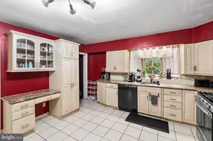 1317 Walnut Ave, Voorhees, NJ 08043 - Photo 11