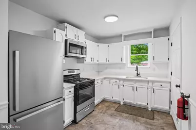 109 6th Ave Avenue, Chesilhurst, NJ 08089 - Photo 9