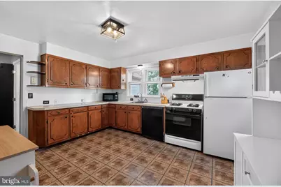 806 Highland Avenue, Gloucester Township, NJ 08029 - Photo 11