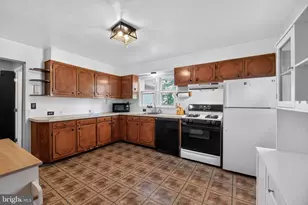 806 Highland Ave, Gloucester Township, NJ 08029 - Photo 11